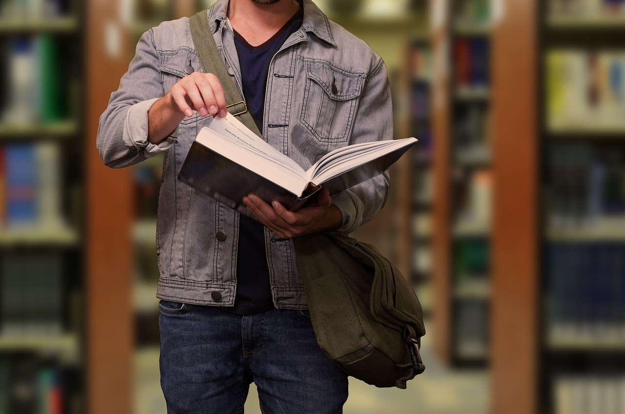 Budgeting on a Student Income Without Tracking Every Coffee