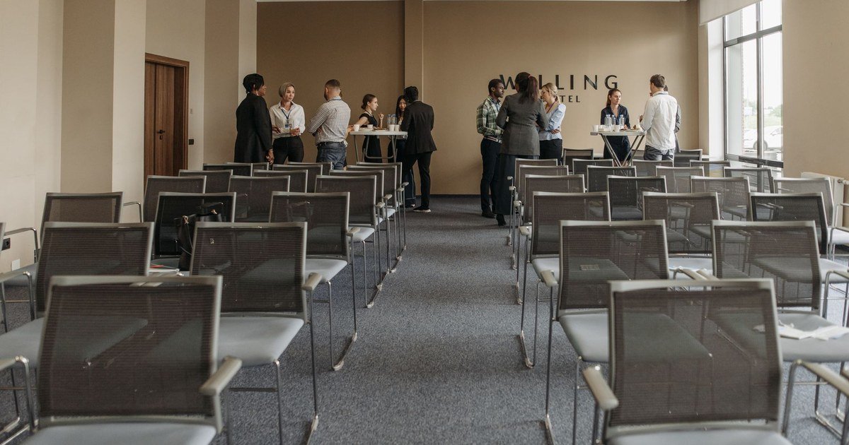 Master Entrepreneur Group hosts Living our dreams through entrepreneurship