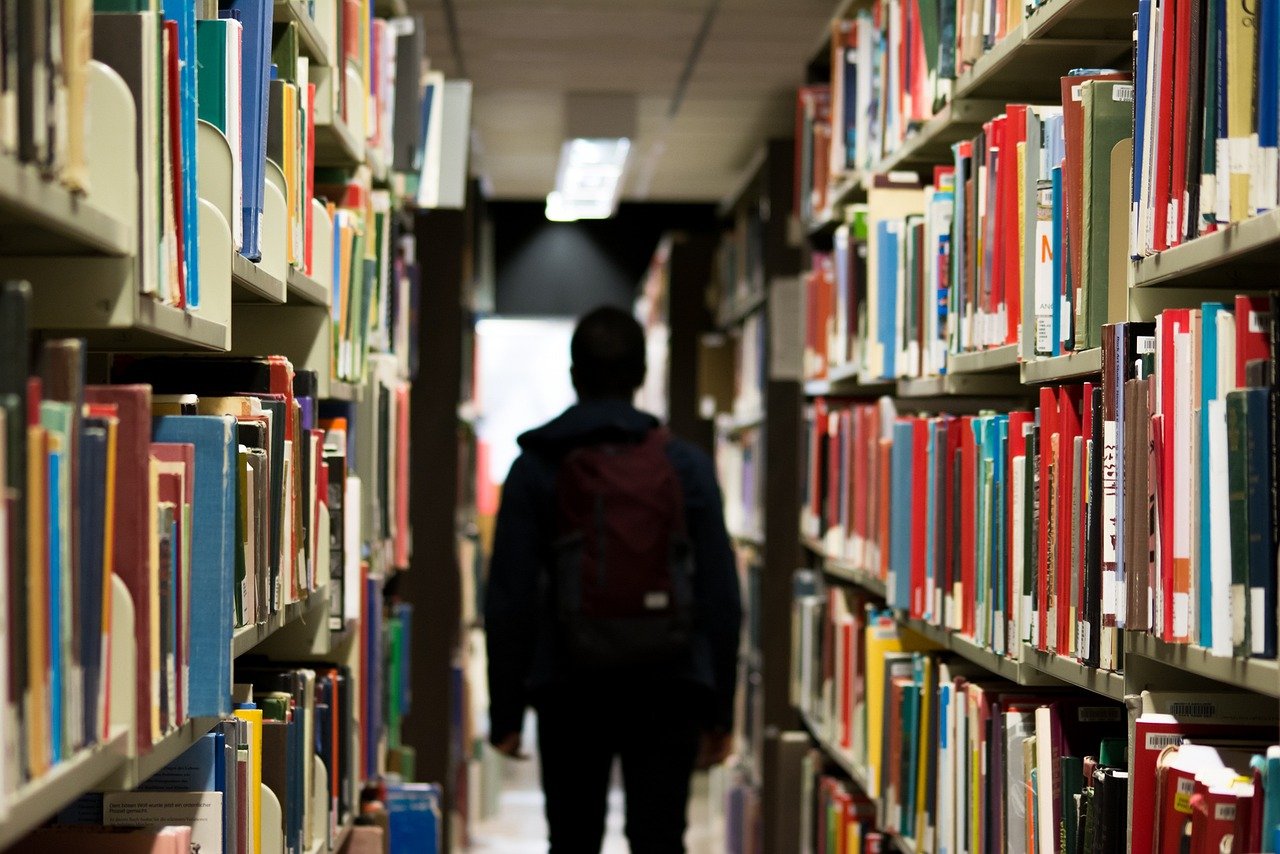 Hamilton Community Foundation Student Awards Program Bursary